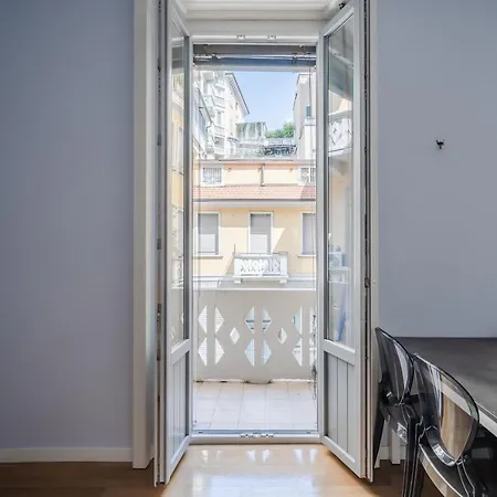 Lovely In Milano-porta Romana W/ Balcony *