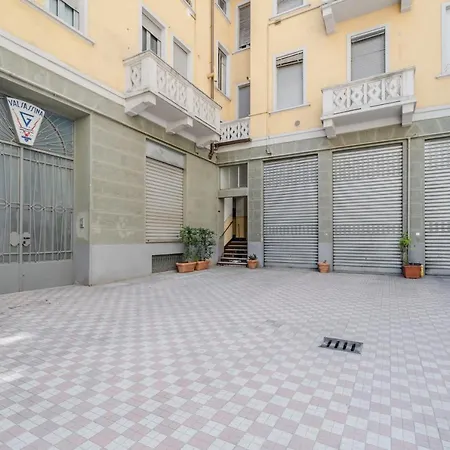 Lovely In Milano-porta Romana W/ Balcony * Milan
