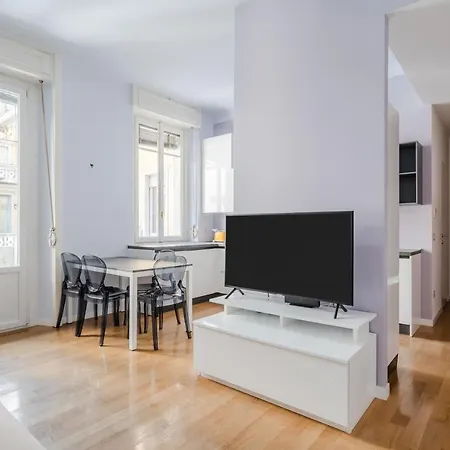 Apartamento Lovely In Milano-porta Romana W/ Balcony *